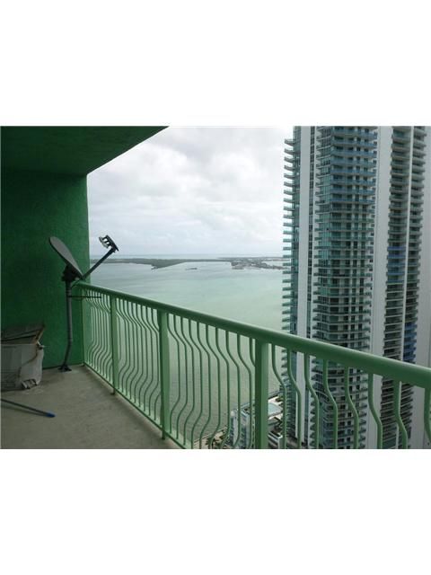 1200 BRICKELL BAY DR # 3605, Miami, FL 33131