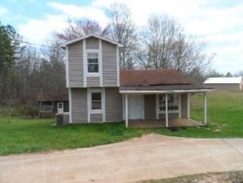 225 County Road 261, Muscadine, AL 36269