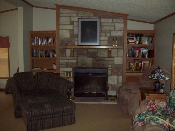 13400 Denver, Hartland, MI 48353