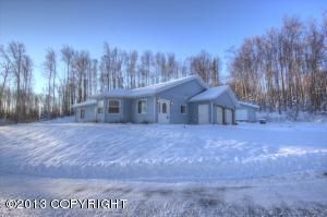 15155 W Loon Drive, Big Lake, AK 99652