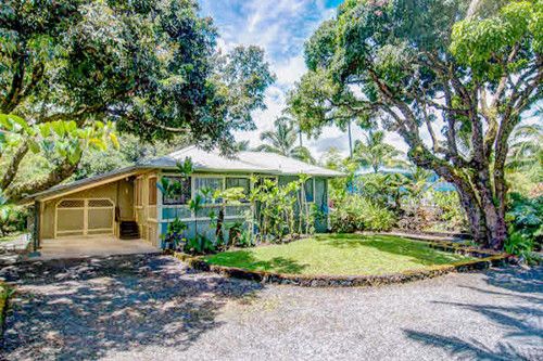 2038 KALANIANAOLE ST, Hilo, HI 96720