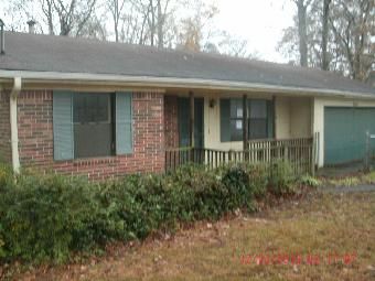 3869 Canterbury Walk, Douglasville, GA 30135