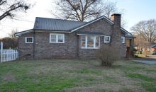 512 Moss Ave W Muscle Shoals, AL 35661