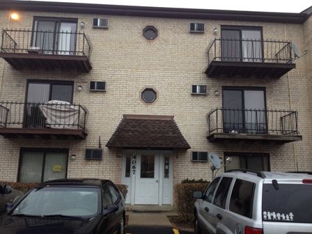 4067 Bonhill Dr Apt 1a, Arlington Heights, IL 60004