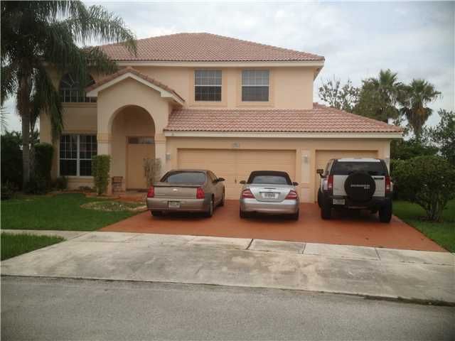 2206 SW 183RD TE, Hollywood, FL 33029