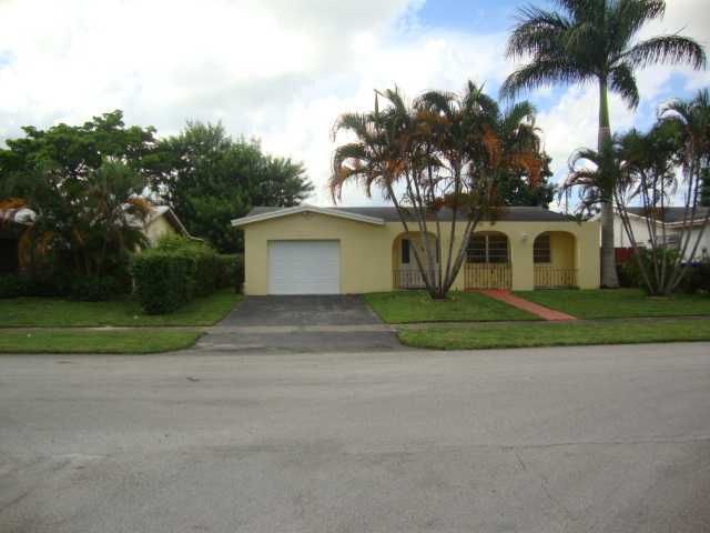 7313 ALLEN DR, Hollywood, FL 33024