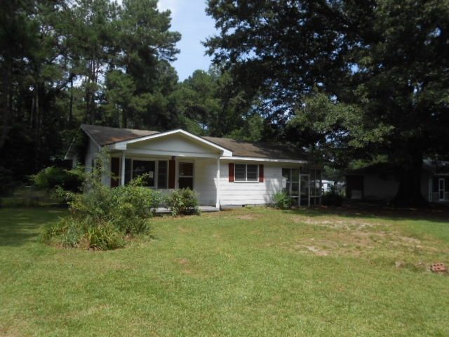 115 Lake Avenue, Dudley, NC 28333