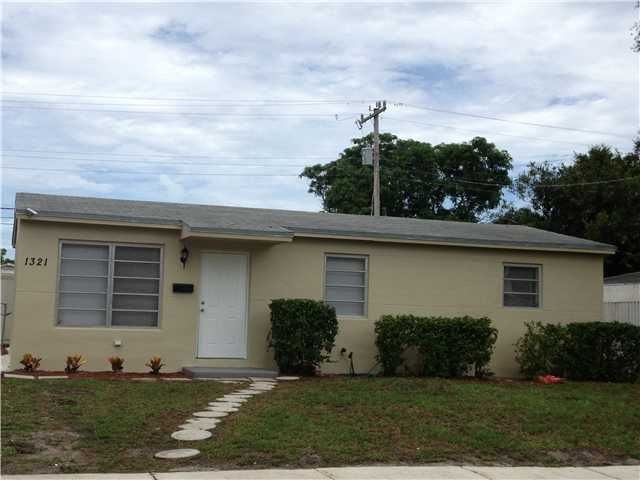 1321 N 69 TERRACE, Hollywood, FL 33024