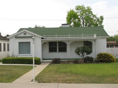 15  Lincoln St, Bakersfield, CA 93305