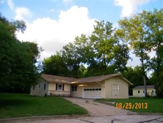 529 E Mcgee St, Springfield, MO 65807