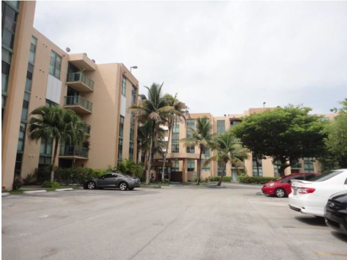 2075 SW 122nd Ave Apt 119, Miami, FL 33175