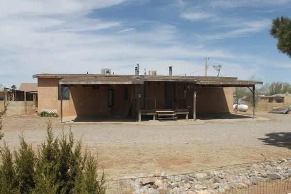 6 Oak St, Edgewood, NM 87015