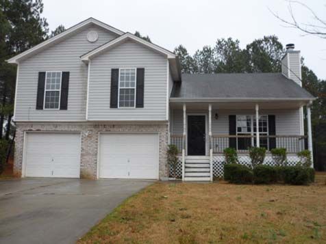 1204 Persimmon Place Dr, Bethlehem, GA 30620