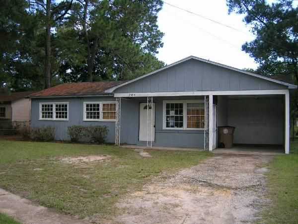 2305 S Dog River Dr, Mobile, AL 36605