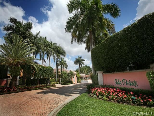 515 Via Veneto #202, Naples, FL 34108