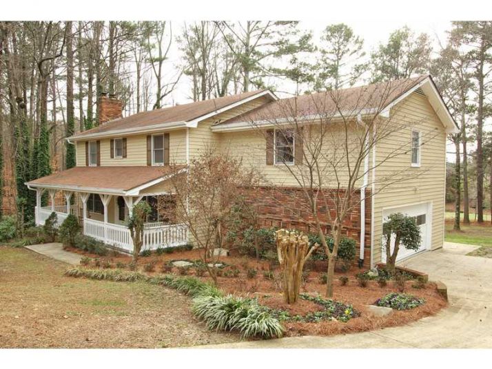 2942 Paddock Trail, Duluth, GA 30097