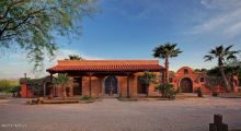 2325 Balderrain Tubac, AZ 85646