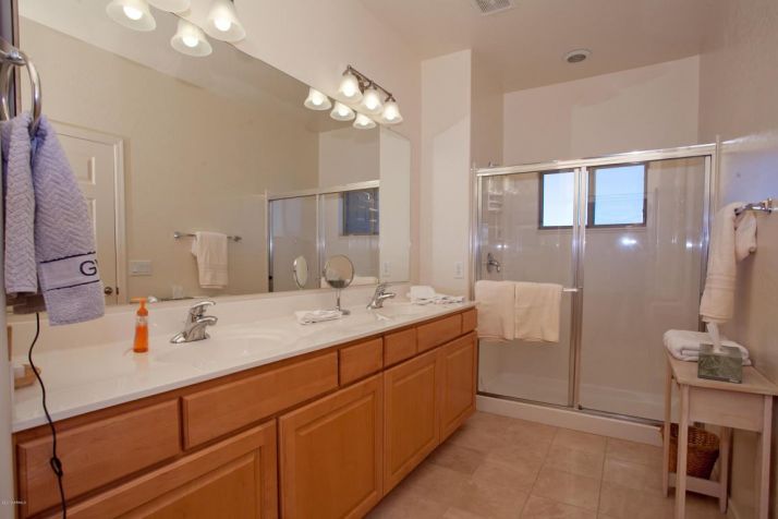 20121 N 76th Street, Scottsdale, AZ 85255