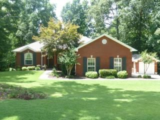 639 Plantation Dr., Killen, AL 35645