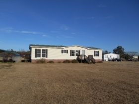 5029 Lochmere Rd, Wilson, NC 27893