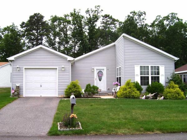 51 Oak Ridge Lane, Manahawkin, NJ 08050