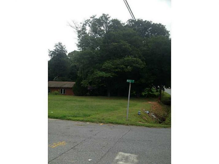 34 Maple Street, Dawsonville, GA 30534