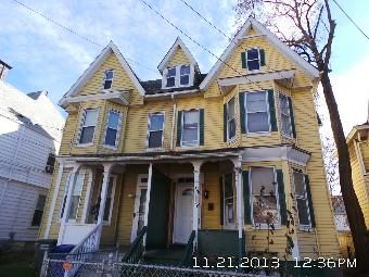 105 Cottage St, Bridgeport, CT 06605