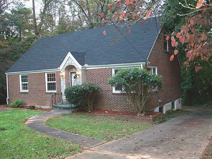 2064 Holly Hill Drive, Decatur, GA 30032