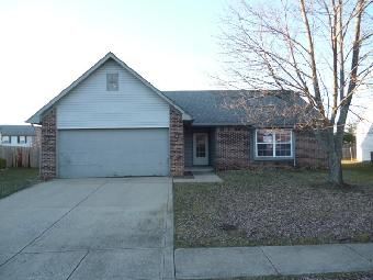 5930 N Sycamore Forge Dr, Indianapolis, IN 46254