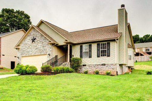 3915 Mountain Vista Rd, Knoxville, TN 37931