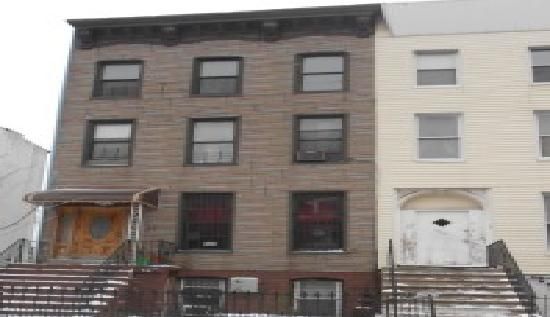 162 Herkimer St, Brooklyn, NY 11216