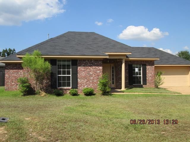 334 Greystone Pointe, Terry, MS 39170