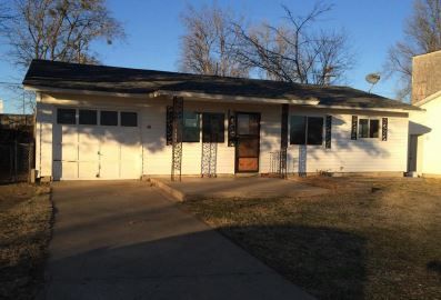 17 W Monterey Ave, Sapulpa, OK 74066