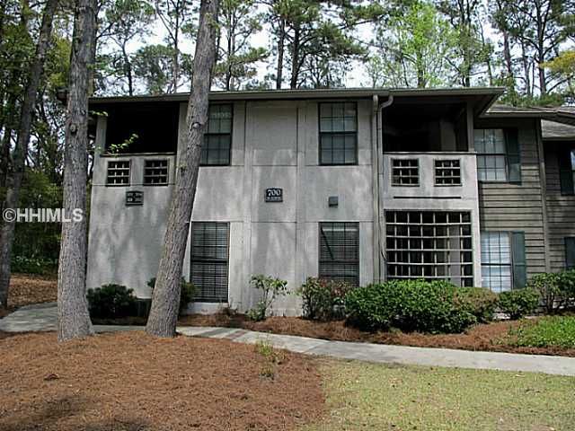 30 Mathews Dr Apt 704, Hilton Head Island, SC 29926