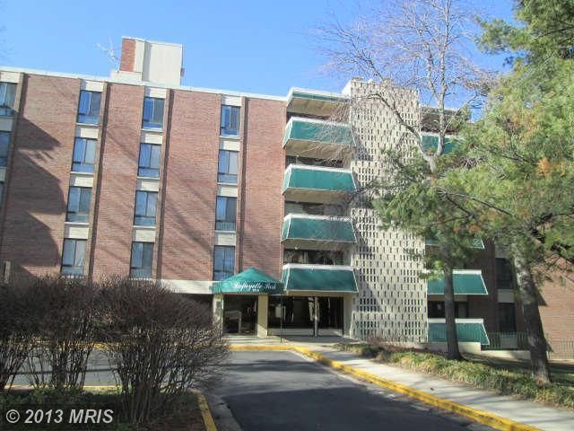 6135 Leesburg Pike Apt 202, Falls Church, VA 22041