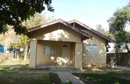 2613 E Tyler Ave, Fresno, CA 93701