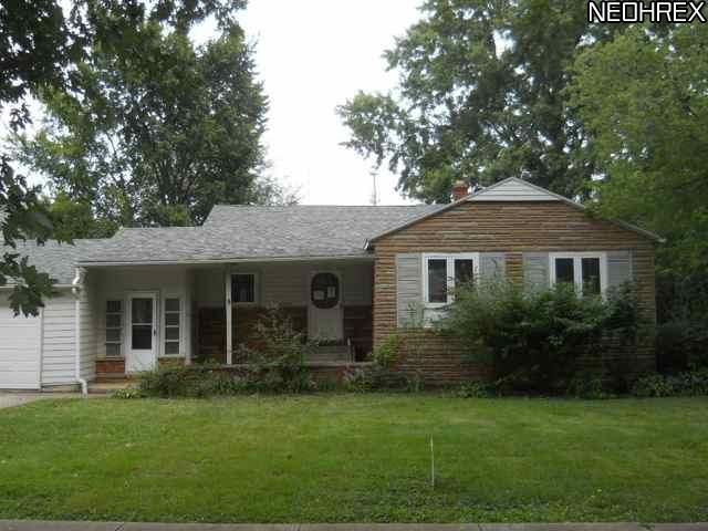 32781 Baldwin Rd, Solon, OH 44139