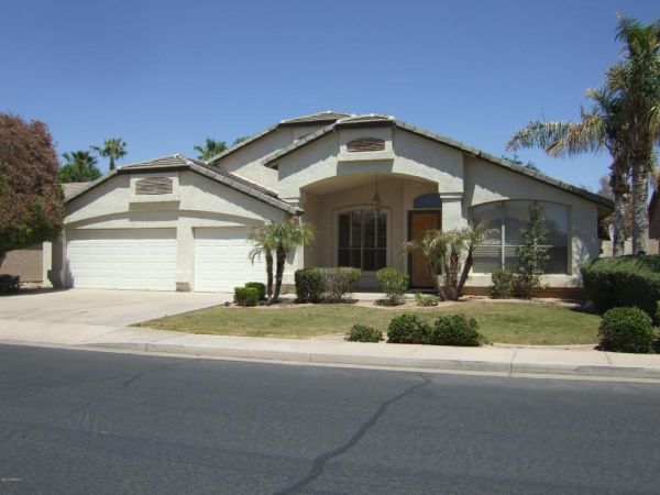 916 E CONSTITUTION Drive, Gilbert, AZ 85296