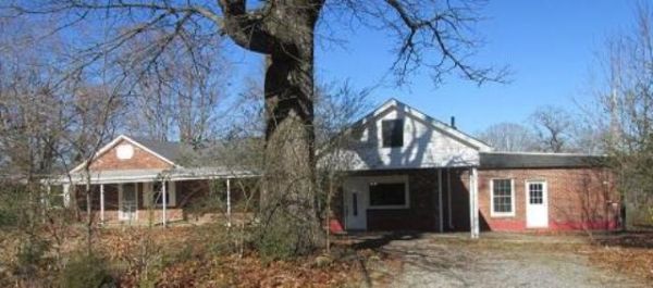 522 Furnace Hollow Rd, Dickson, TN 37055