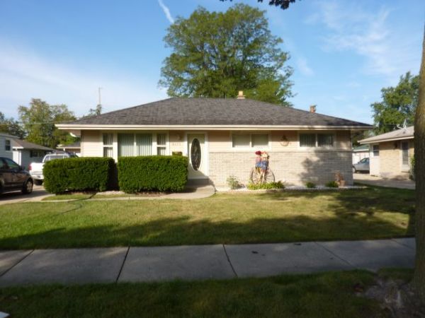 6475 N 85th sT, Milwaukee, WI 53224