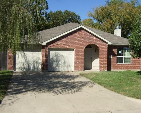 2004 Cancun Drive, Mansfield, TX 76063