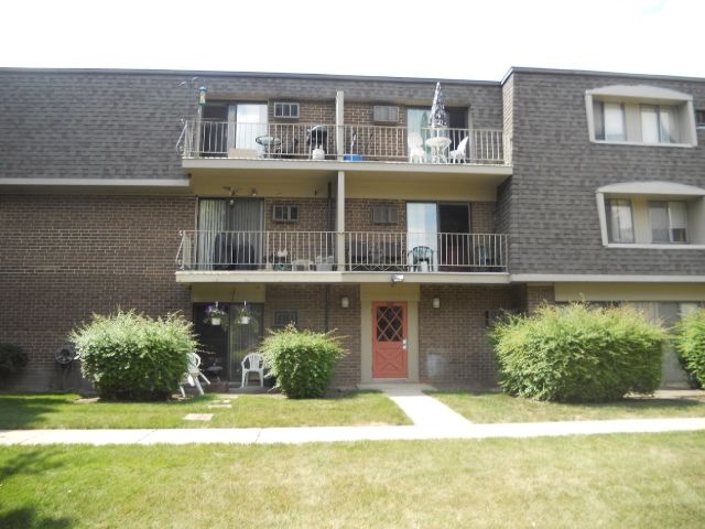 128 E Bailey Rd Unit A, Naperville, IL 60565