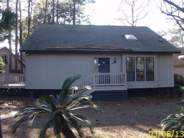 54 Pine Burr Rd, Hilton Head Island, SC 29926