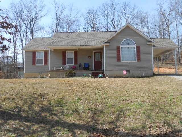 592 Bramblewood Dr, Selmer, TN 38375