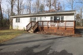 1314 Lakeview Parkway, Locust Grove, VA 22508