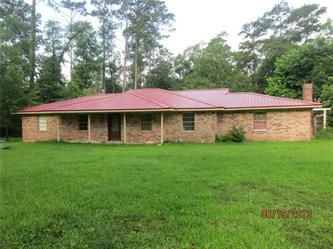 5836 Briarwood Lane, Silsbee, TX 77656