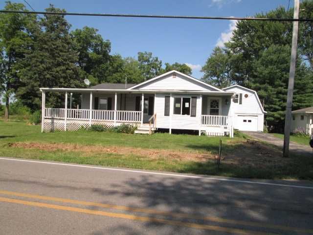 307 N Main St, Whitestown, IN 46075