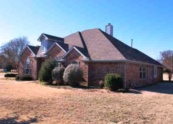 3004 Robinwood Ct, Joshua, TX 76058