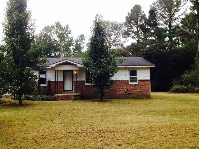 1710 9th St, Cherokee, AL 35616