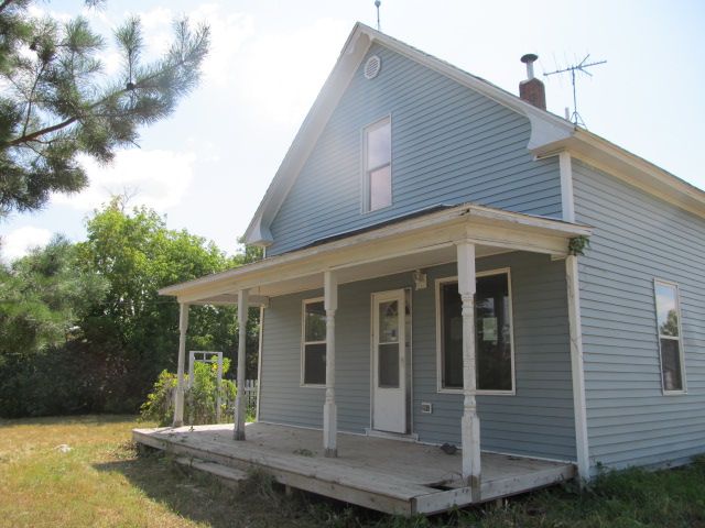 819 Main Ave W, Frazee, MN 56544